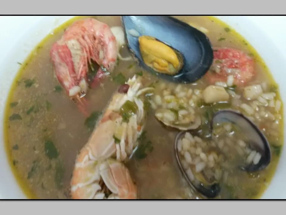 Foto de Rafael Ramis Riera para Arroz caldoso de mariscos al estilo “trébol”