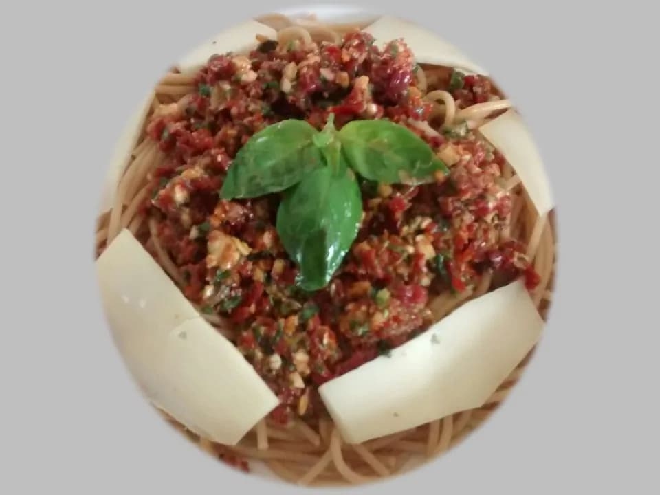 Foto de María Pilar Muntaner Borrás para Fettuccine al pesto rojo